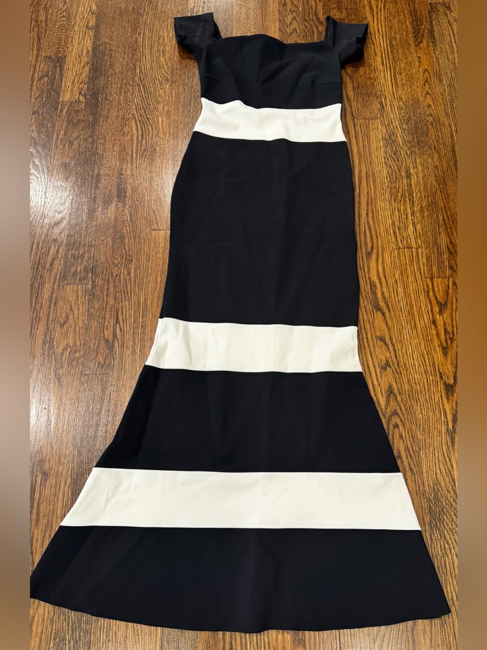 Chiara Boni La Petite Robe Black and White Gown Dress Size 40 US 4 $1090